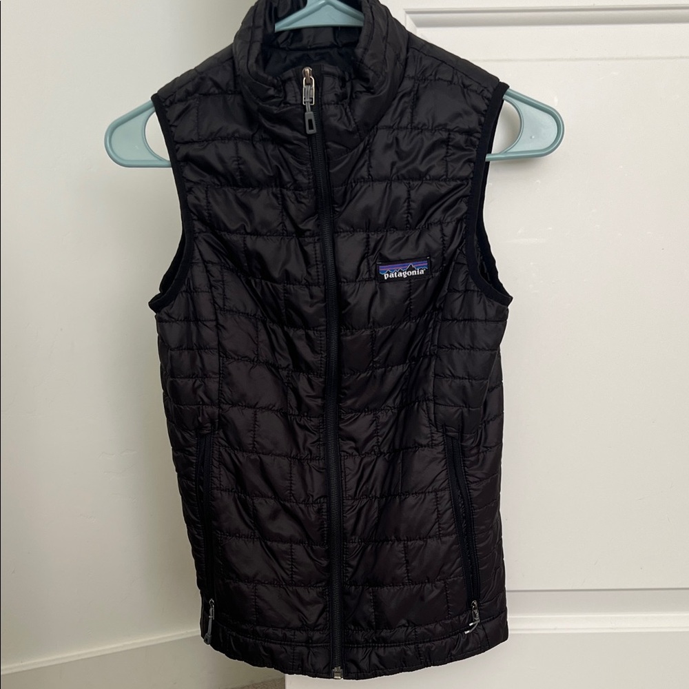 Patagonia Black Puffer Vest